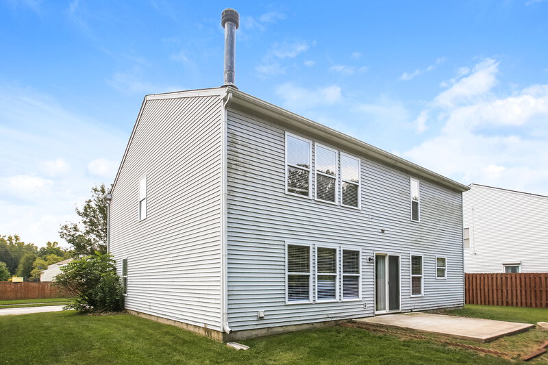 1,990/Mo, 10214 Yosemite Ln Indianapolis, IN 46234 Rear View