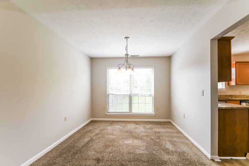 1,900/Mo, 4522 Golden Meadow Ct Indianapolis, IN 46254 Dining Room View