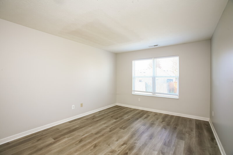 1,710/Mo, 2178 Rossington Ln Indianapolis, IN 46229 Main Bedroom View 2