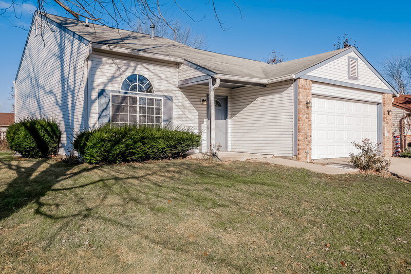 1,825/Mo, 7396 Glendale Dr Avon, IN 46123 Front View