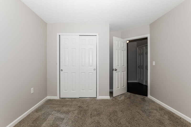 1,760/Mo, 4553 Golden Meadow Dr Indianapolis, IN 46254 Bedroom View 2