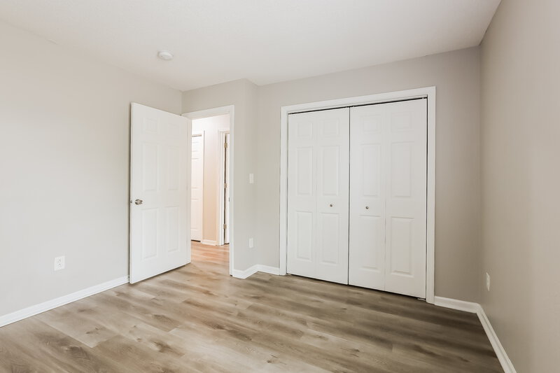 2,020/Mo, 5412 Powder River Ct Indianapolis, IN 46221 Bedroom View