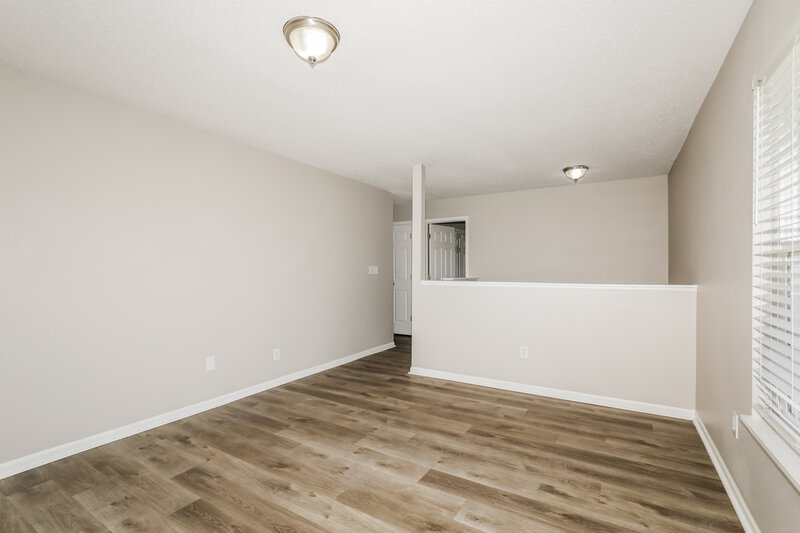 1,975/Mo, 5412 Powder River Ct Indianapolis, IN 46221 Loft View 2