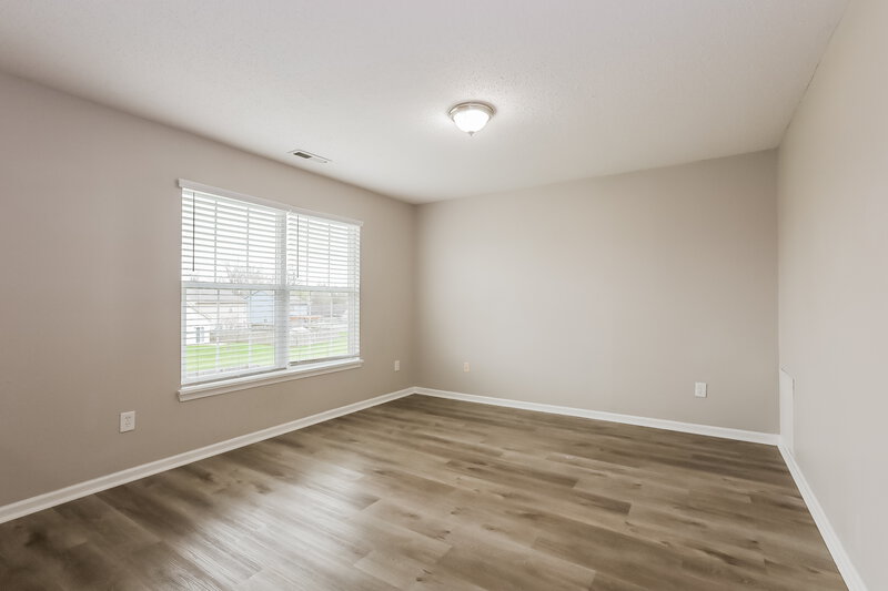 2,020/Mo, 5412 Powder River Ct Indianapolis, IN 46221 Bedroom View 2