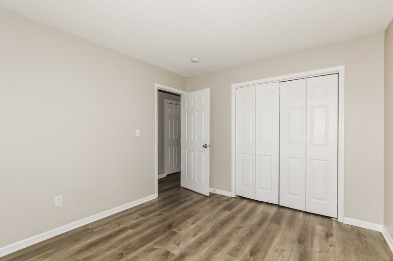 1,975/Mo, 5412 Powder River Ct Indianapolis, IN 46221 Bedroom View