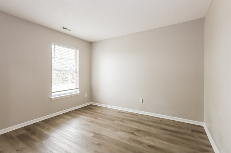 2,020/Mo, 5412 Powder River Ct Indianapolis, IN 46221 Bedroom View 5