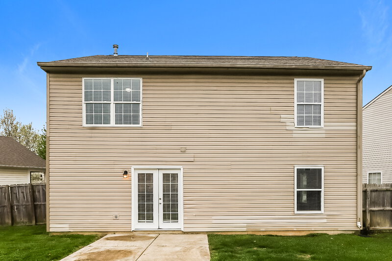 2,020/Mo, 5412 Powder River Ct Indianapolis, IN 46221 Rear View