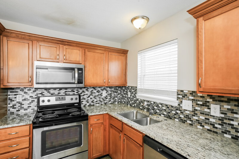 2,940/Mo, 15589 Outside Trl Noblesville, IN 46060 Kitchen View