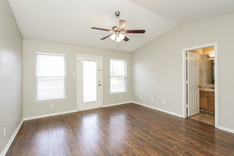 1,745/Mo, 6906 W Dover Pl McCordsville, IN 46055 Main Bedroom View