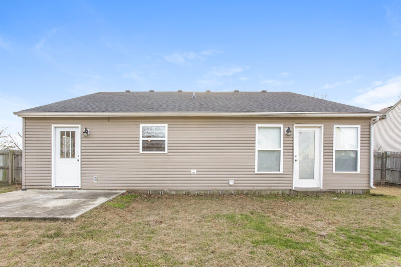 1,745/Mo, 6906 W Dover Pl McCordsville, IN 46055 Rear View