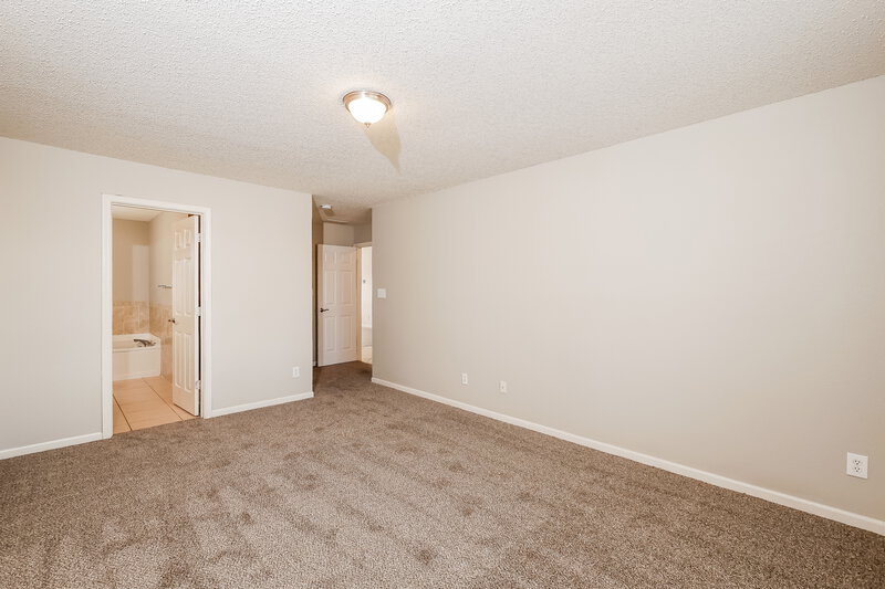 1,785/Mo, 3738 Laurel Cherry Ln Indianapolis, IN 46239 Main Bedroom View 2
