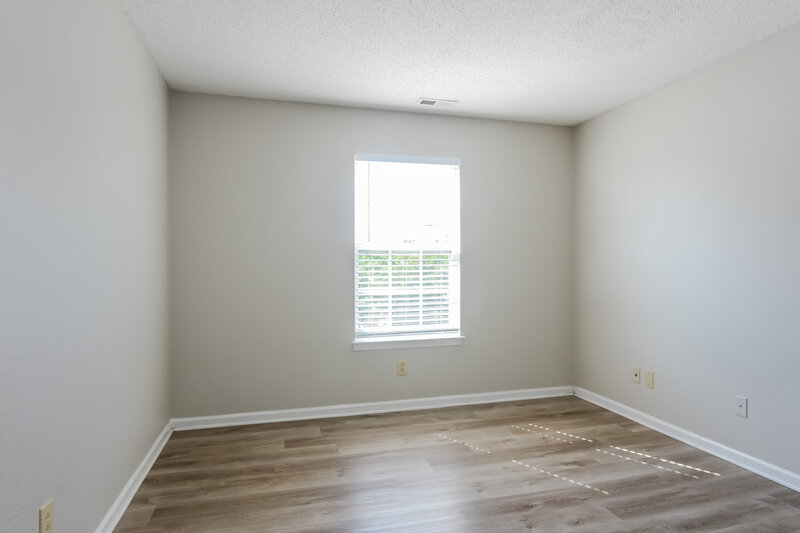 1,910/Mo, 1206 Kenwood Dr Greenwood, IN 46143 Bedroom View 2