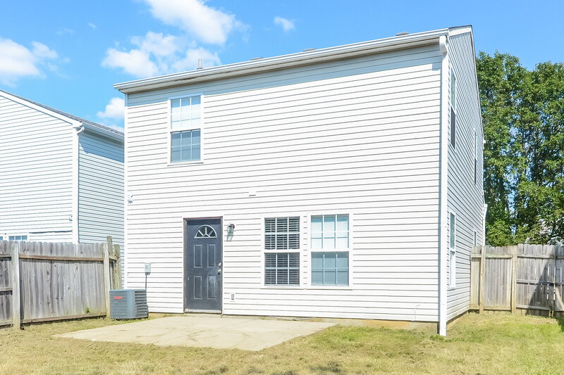 1,910/Mo, 1206 Kenwood Dr Greenwood, IN 46143 Rear View