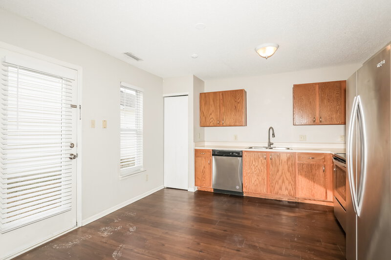 1,800/Mo, 12820 Freedom Dr Fishers, IN 46037 Kitchen View