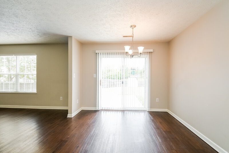 1,740/Mo, 2348 Bremhaven Ct Indianapolis, IN 46229 Dining Room View