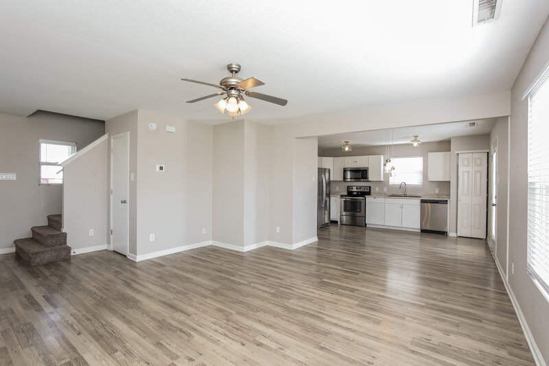 1,920/Mo, 1410 Dowell St Greenwood, IN 46143 Living Room View 2