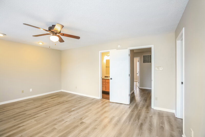 1,790/Mo, 13173 N Brick Chapel Dr Camby, IN 46113 Main Bedroom View 2