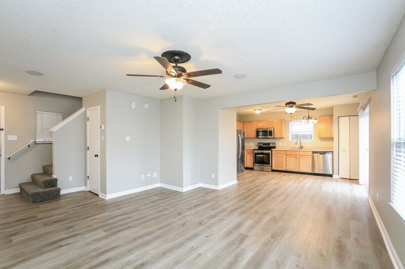 1,690/Mo, 3551 Brandenburg Blvd Indianapolis, IN 46239 Living Room View 2