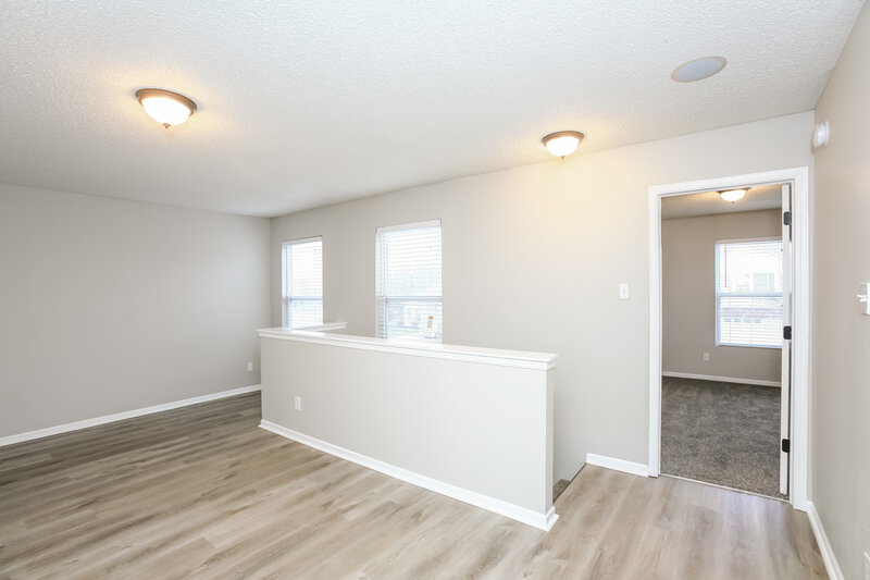 1,690/Mo, 3551 Brandenburg Blvd Indianapolis, IN 46239 Loft View