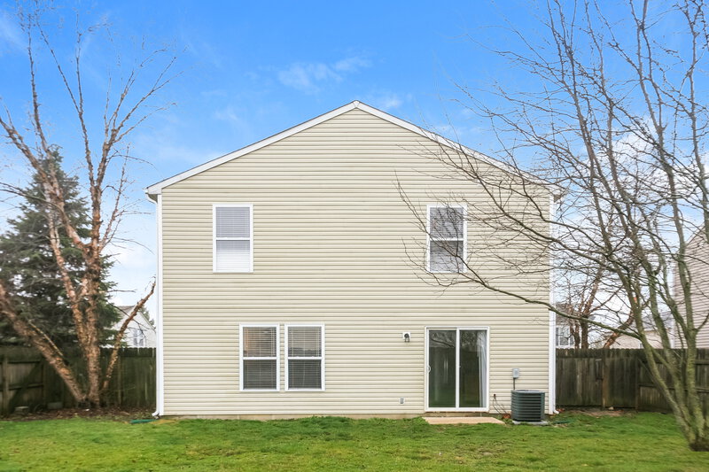 1,690/Mo, 3551 Brandenburg Blvd Indianapolis, IN 46239 Rear View