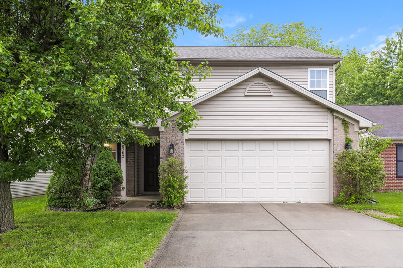 1,960/Mo, 5782 Dollar Forge Drive Indianapolis, IN 46221 External View