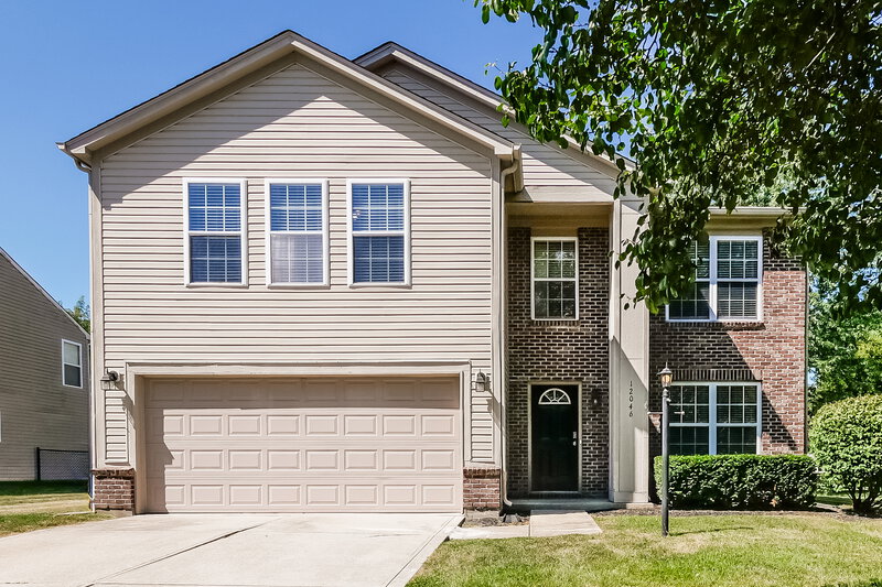 2,250/Mo, 12046 Royalwood Drive Fishers, IN 46037 External View