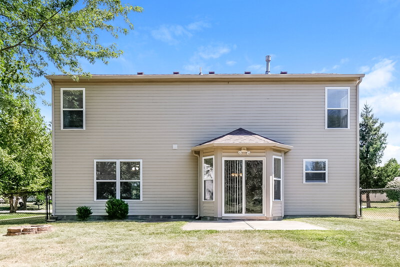 2,250/Mo, 12046 Royalwood Drive Fishers, IN 46037 Rear View