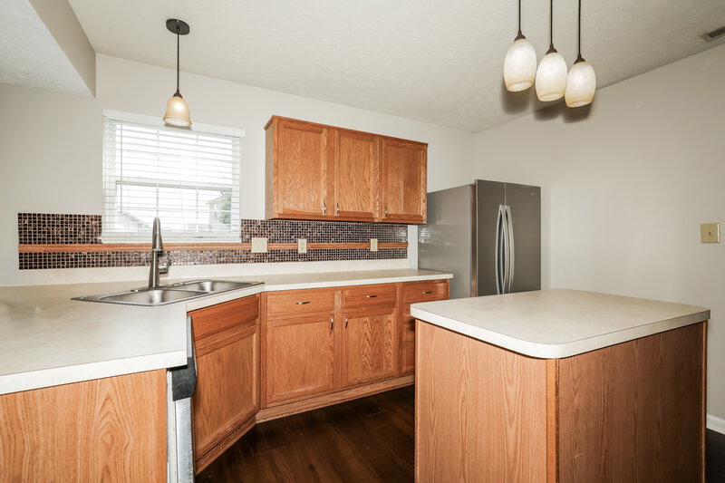 2,280/Mo, 8017 Grand Gulch Drive Indianapolis, IN 46239 Kitchen View
