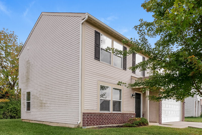 1,770/Mo, 3327 Grove Berry Lane Indianapolis, IN 46239 Front View