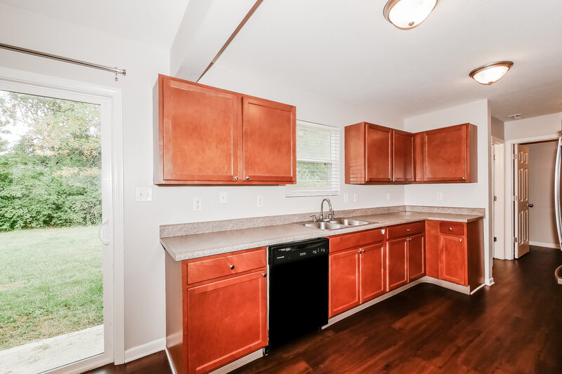 1,770/Mo, 3327 Grove Berry Lane Indianapolis, IN 46239 Kitchen View