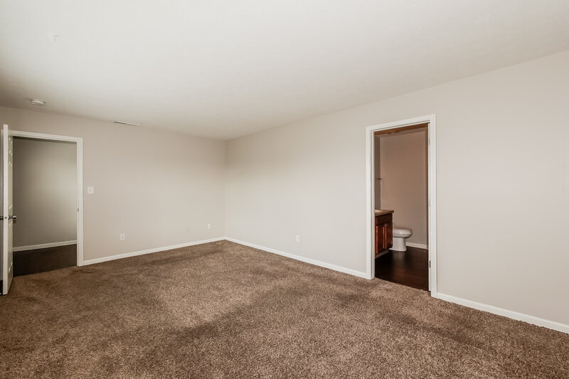 1,770/Mo, 3327 Grove Berry Lane Indianapolis, IN 46239 Main Bedroom View