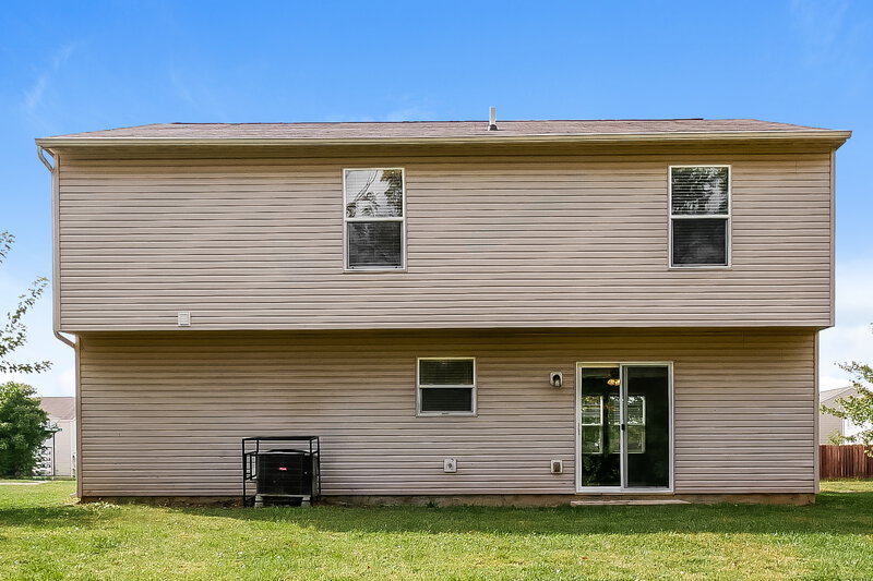 1,770/Mo, 3327 Grove Berry Lane Indianapolis, IN 46239 Rear View