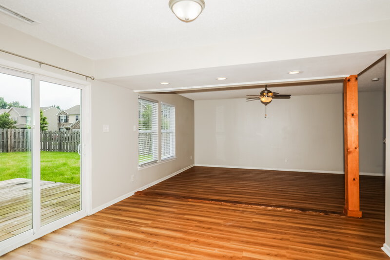 1,880/Mo, 8138 States Bend Drive Indianapolis, IN 46239 Dining Room View