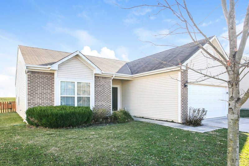 1,710/Mo, 5003 Greenside Drive Indianapolis, IN 46235 Front View