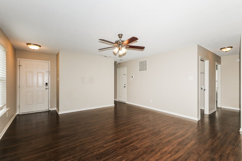 1,765/Mo, 6715 Everbloom Lane Indianapolis, IN 46217 Living Room View 2