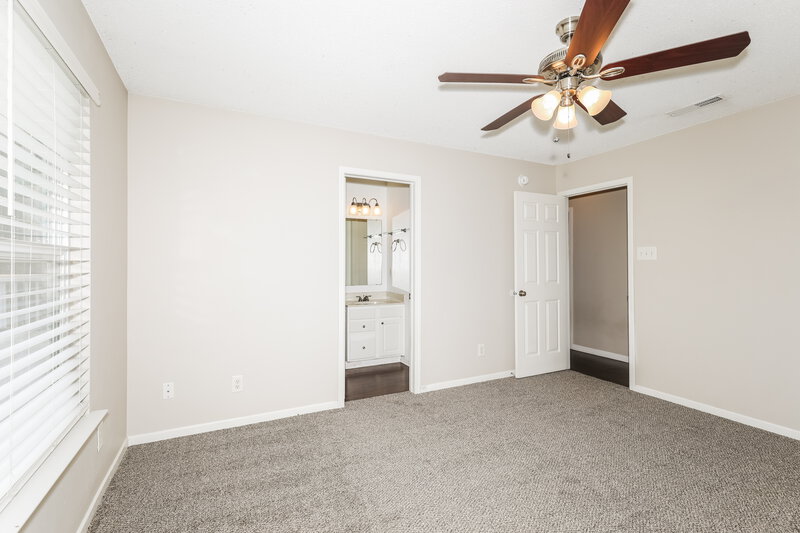 1,765/Mo, 6715 Everbloom Lane Indianapolis, IN 46217 Main Bedroom View 2
