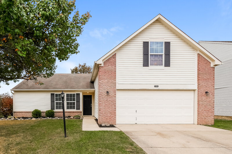 2,290/Mo, 2160 Fairweather Drive Indianapolis, IN 46229 External View