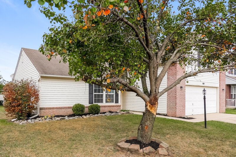 2,290/Mo, 2160 Fairweather Drive Indianapolis, IN 46229 Front View