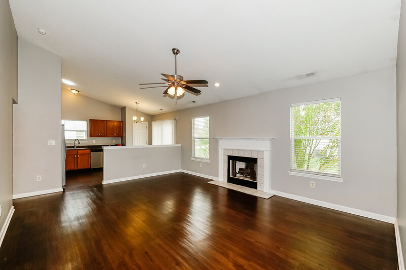 2,290/Mo, 2160 Fairweather Drive Indianapolis, IN 46229 Living Room View 4