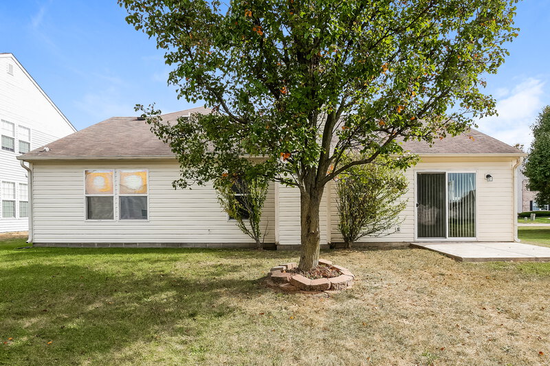 2,290/Mo, 2160 Fairweather Drive Indianapolis, IN 46229 Rear View