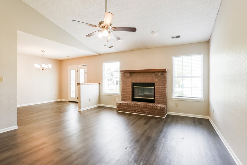 1,885/Mo, 748 Millbrook Drive Avon, IN 46123 Living Room View