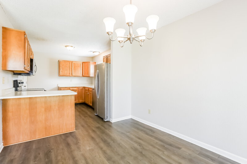 1,885/Mo, 748 Millbrook Drive Avon, IN 46123 Dining Room View 2