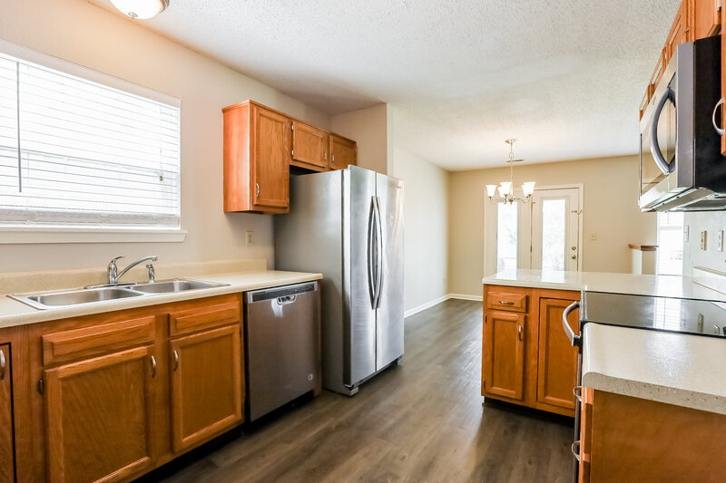 1,885/Mo, 748 Millbrook Drive Avon, IN 46123 Kitchen View