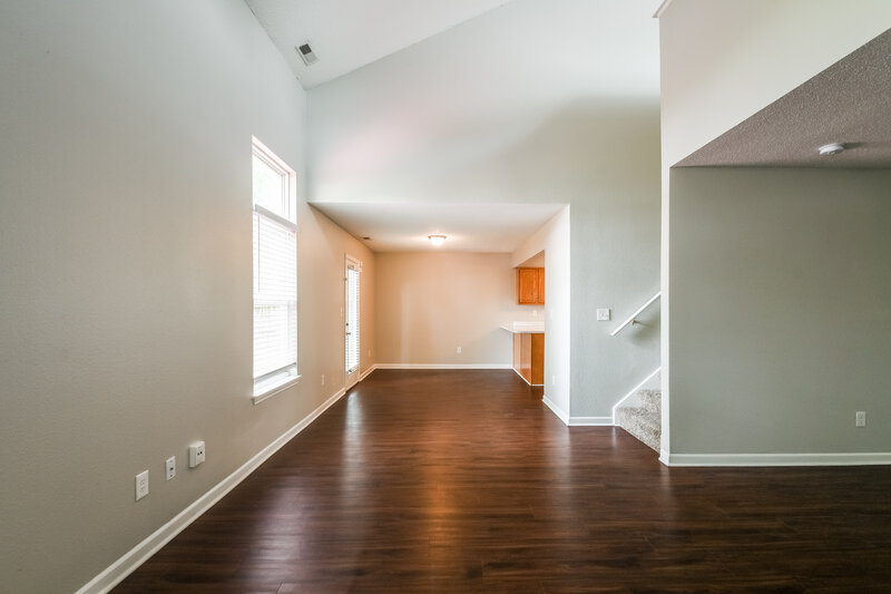 1,900/Mo, 10304 Hornton St Indianapolis, IN 46236 Living Room View 3