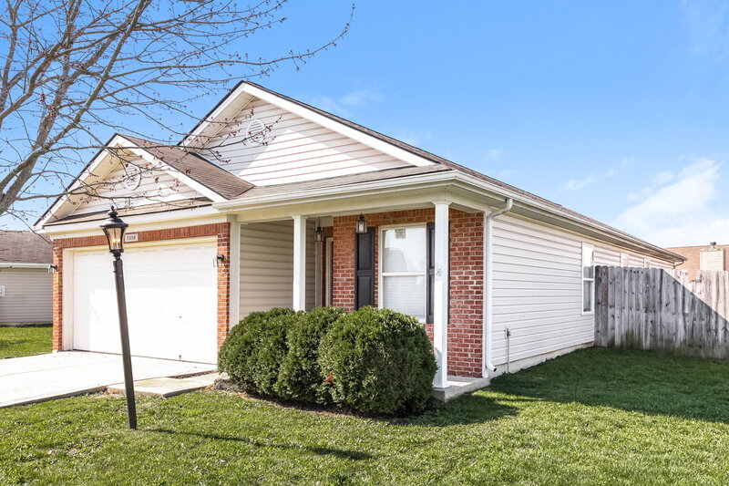 1,990/Mo, 5558 Wild Horse Dr Indianapolis, IN 46239 Front View