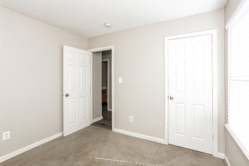1,990/Mo, 5558 Wild Horse Dr Indianapolis, IN 46239 Bedroom View 2
