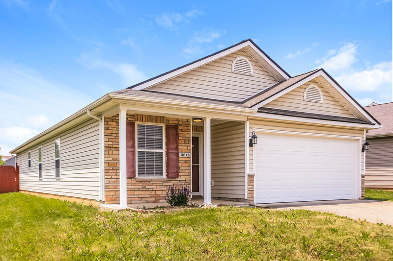 2,640/Mo, 5614 Sweet River Dr Indianapolis, IN 46221 Front View