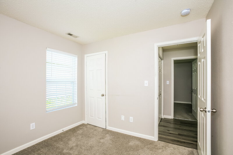2,640/Mo, 5614 Sweet River Dr Indianapolis, IN 46221 Bedroom View 2