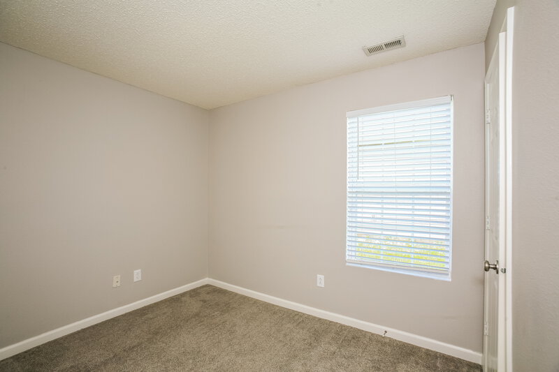 2,640/Mo, 5614 Sweet River Dr Indianapolis, IN 46221 Bedroom View 3