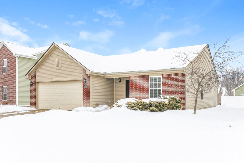 1,640/Mo, 11550 Ross Common Dr Indianapolis, IN 46229 Front View